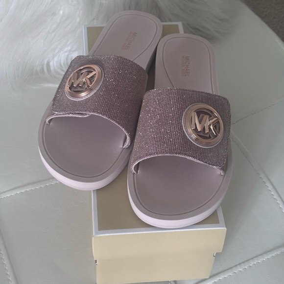 NWT Michael Kors brown and pink slide sandals, never worn and basically new. - Picture 1 of 9